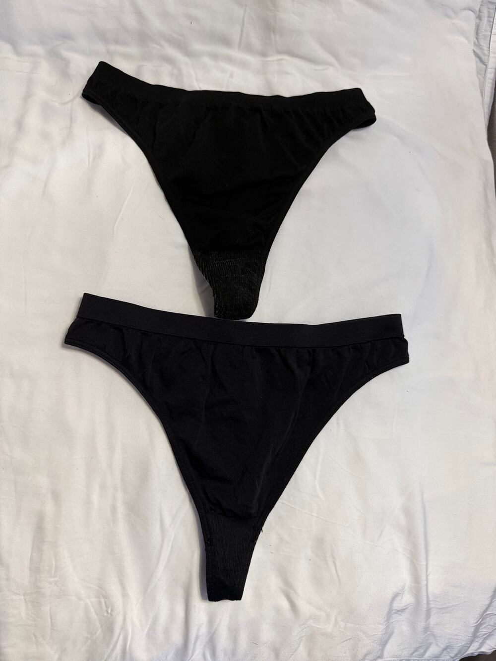 NWOT Vintage Maidenform Thong 2-Pack – Black – Size S/6